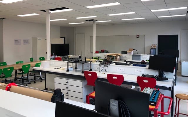 FabLab Univ Evry - Net'labs Innovation